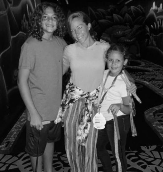 Eric W. Wilkinson daughter Kendra Wilkinson and grandkids Hank IV and Alijah